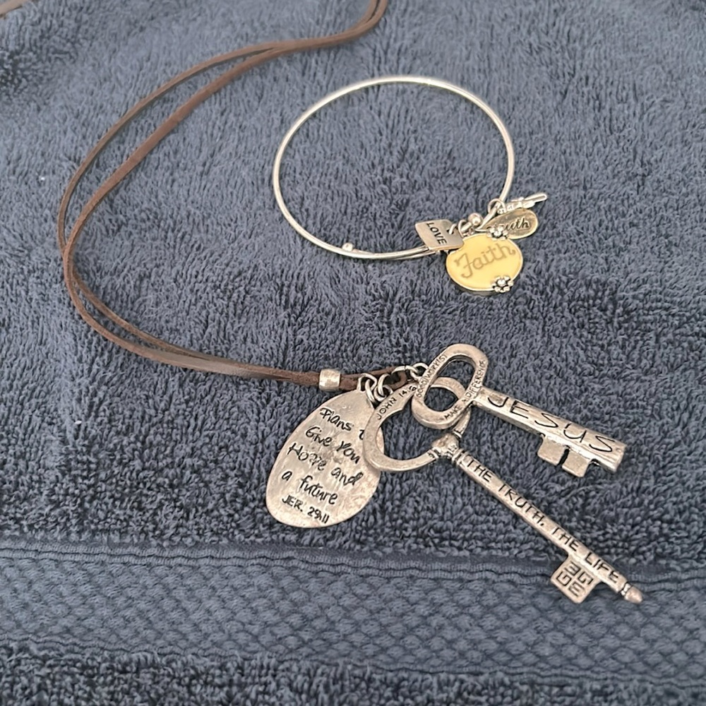 Christian, Faith necklace and bracelet set.